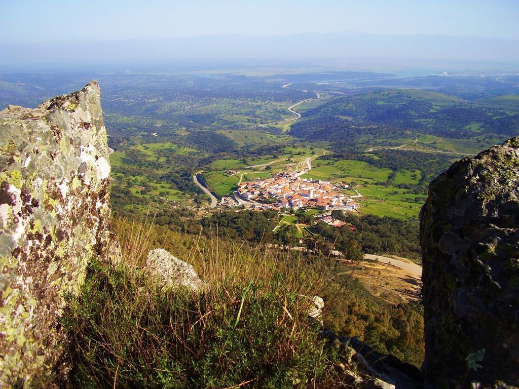 Casas de Miravete Los Montes 게스트하우스 외부 사진